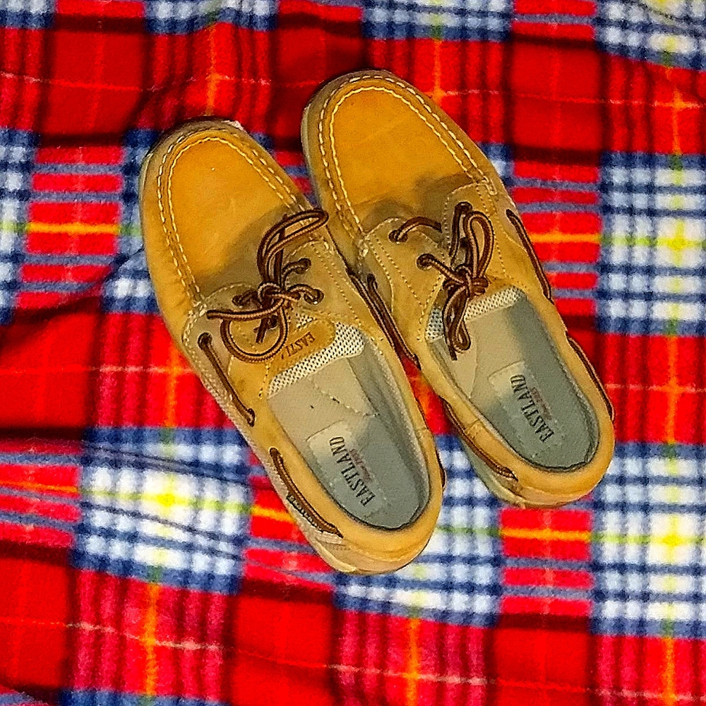 Eastland sperry shoes